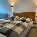 Schickes Apartment In Duesseldorf- Flehe